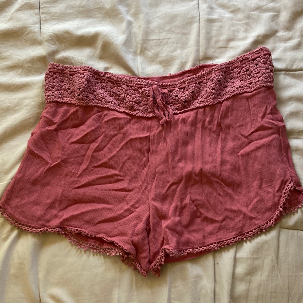 Justify Fuchsia embroidered shorts